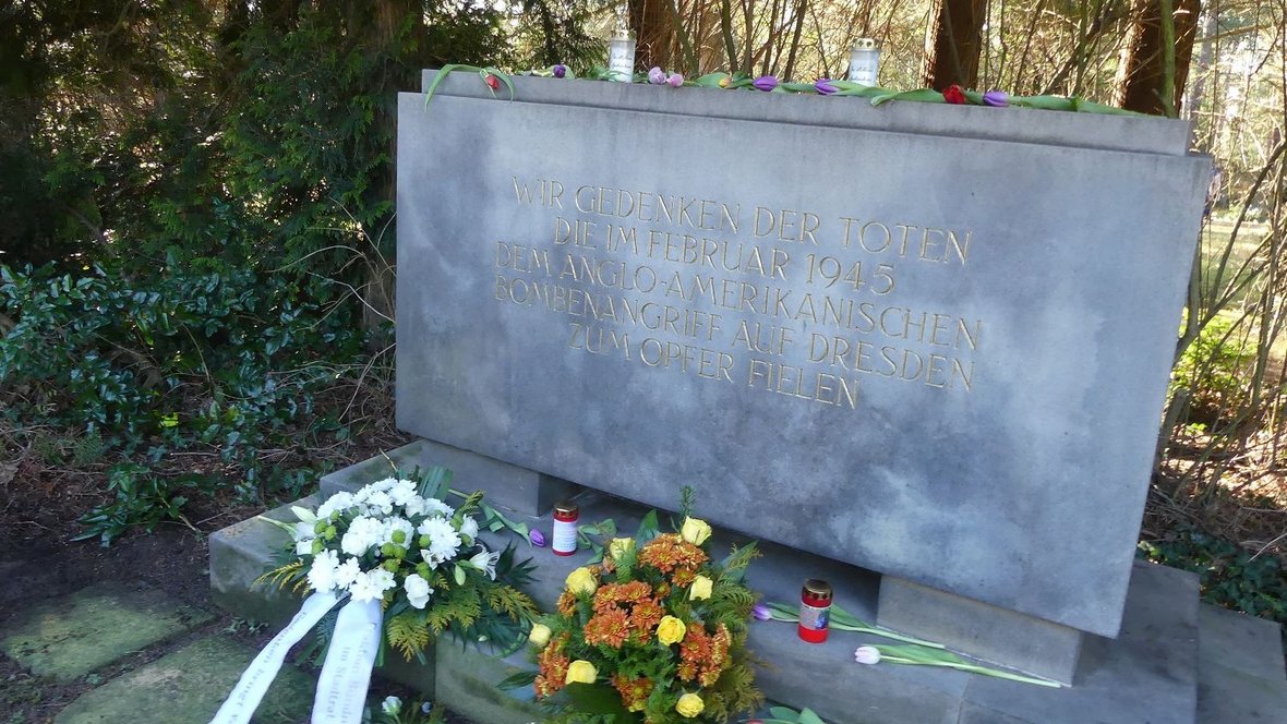 13. Februar 2022, Gedenkfeier auf dem Dresdner Nordfriedhof